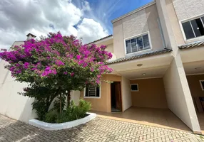 Foto 1 de Casa de Condomínio com 3 Quartos para venda ou aluguel, 147m² em Ronda, Ponta Grossa