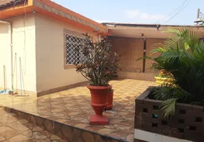 Foto 1 de Casa com 2 Quartos à venda, 98m² em Centro, São Vicente