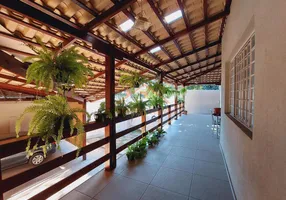 Foto 1 de Casa com 5 Quartos à venda, 290m² em Riacho III, Betim