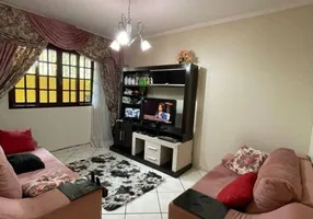 Foto 1 de Sobrado com 3 Quartos à venda, 121m² em Vila Bocaina, Mauá