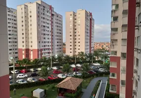 Foto 1 de Apartamento com 3 Quartos para alugar, 81m² em Piatã, Salvador