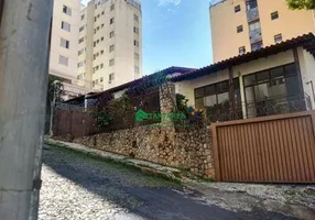 Foto 1 de Casa com 4 Quartos à venda, 230m² em Grajaú, Belo Horizonte