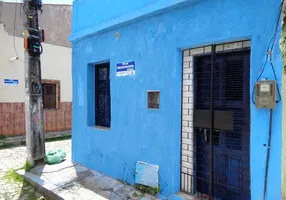 Foto 1 de Casa com 2 Quartos para alugar, 100m² em Centro, Fortaleza
