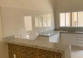 Foto 1 de Casa com 3 Quartos à venda, 133m² em Barbalho, Salvador