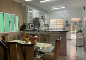 Foto 1 de Casa de Condomínio com 3 Quartos à venda, 150m² em Jardim Sabará, São Paulo