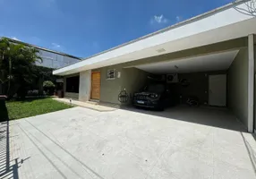 Foto 1 de Casa com 4 Quartos à venda, 270m² em Santa Quitéria, Curitiba