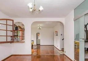Foto 1 de Casa com 3 Quartos à venda, 331m² em Nova Suíssa, Belo Horizonte