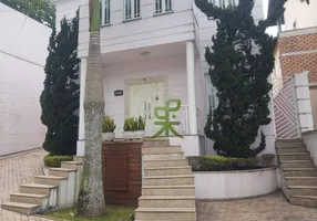 Foto 1 de Casa de Condomínio com 4 Quartos à venda, 335m² em Jardim Monte Alegre, Taboão da Serra