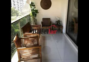 Foto 1 de Apartamento com 3 Quartos à venda, 144m² em Grajaú, Rio de Janeiro