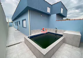 Foto 1 de Casa com 2 Quartos à venda, 67m² em Balneário Plataforma II , Mongaguá