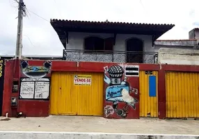 Foto 1 de Casa com 5 Quartos à venda, 200m² em Centro, Cabo Frio