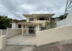 Foto 1 de Casa com 6 Quartos à venda, 235m² em José Mendes, Florianópolis