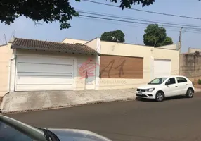 Foto 1 de Casa com 3 Quartos à venda, 180m² em Jardim Eugênia, Bauru