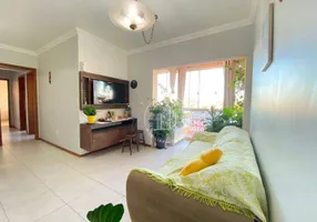 Foto 1 de Apartamento com 3 Quartos à venda, 94m² em Capoeiras, Florianópolis