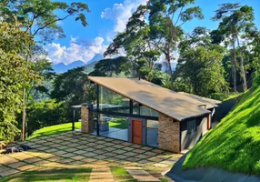 Foto 1 de Casa com 3 Quartos à venda, 186m² em Secretário, Petrópolis