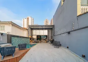 Foto 1 de Sobrado com 3 Quartos à venda, 300m² em Vila Regente Feijó, São Paulo