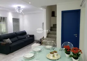 Foto 1 de Sobrado com 3 Quartos à venda, 148m² em Santa Terezinha, São Bernardo do Campo