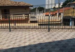 Foto 1 de Sobrado com 4 Quartos à venda, 274m² em Parque Assunção, Taboão da Serra