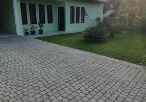 Foto 1 de Casa com 3 Quartos à venda, 243m² em Iririú, Joinville