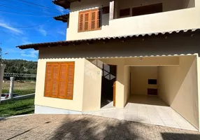 Foto 1 de Casa com 3 Quartos à venda, 129m² em Centro, Santa Cruz do Sul