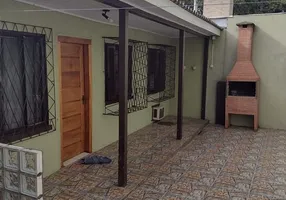 Foto 1 de Casa com 3 Quartos à venda, 360m² em Medianeira, Porto Alegre