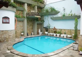 Foto 1 de Sobrado com 4 Quartos à venda, 387m² em Jardim França, São Paulo