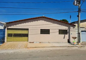 Foto 1 de Casa com 2 Quartos à venda, 180m² em Vila Regina, Goiânia