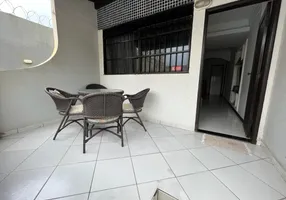 Foto 1 de Casa com 2 Quartos à venda, 116m² em Armação, Salvador