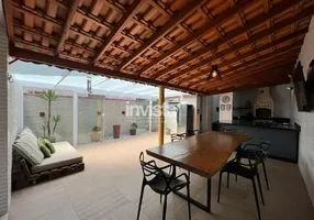 Foto 1 de Casa com 3 Quartos à venda, 200m² em Embaré, Santos