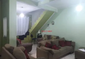 Foto 1 de Sobrado com 3 Quartos à venda, 200m² em Vila Camargos, Guarulhos