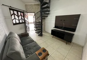 Foto 1 de Casa de Condomínio com 2 Quartos à venda, 60m² em Aviação, Praia Grande