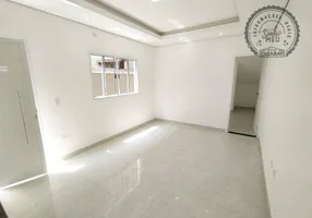 Foto 1 de Casa de Condomínio com 2 Quartos à venda, 54m² em Mirim, Praia Grande