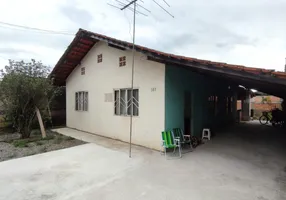 Foto 1 de Casa com 4 Quartos à venda, 150m² em Morro do Meio, Joinville