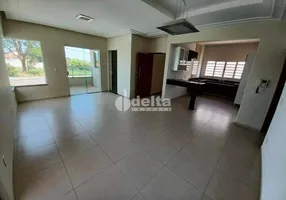 Foto 1 de Casa com 4 Quartos à venda, 220m² em Jardim Inconfidência, Uberlândia