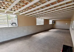 Foto 1 de Casa com 3 Quartos à venda, 310m² em Ribeira, Salvador