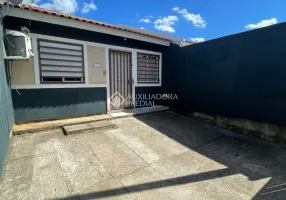 Foto 1 de Casa com 2 Quartos para alugar, 57m² em Jardim Betania, Cachoeirinha