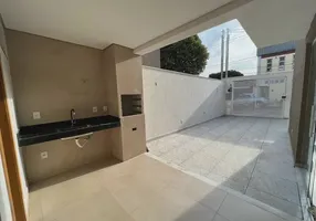 Foto 1 de Casa com 3 Quartos à venda, 120m² em Centro, Criciúma