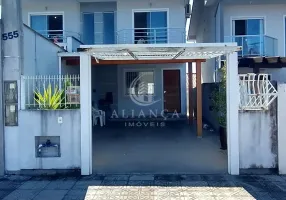 Foto 1 de Sobrado com 2 Quartos à venda, 67m² em Bela Vista, Palhoça