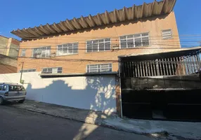 Foto 1 de Galpão/Depósito/Armazém para alugar, 900m² em Ramos, Rio de Janeiro