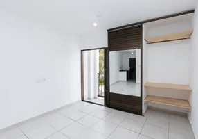 Foto 1 de Apartamento com 1 Quarto para alugar, 25m² em Bosque da Saúde, São Paulo