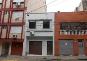 Foto 1 de Sobrado com 4 Quartos à venda, 248m² em Centro Histórico, Porto Alegre
