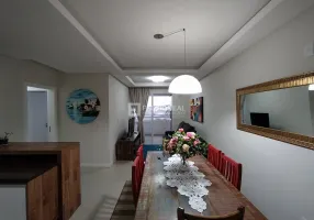 Foto 1 de Apartamento com 3 Quartos à venda, 94m² em Barreiros, São José