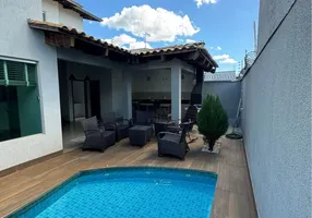 Foto 1 de Casa com 3 Quartos à venda, 100m² em Enseada de Jacaraípe, Serra