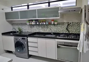 Foto 1 de Apartamento com 3 Quartos à venda, 68m² em Encruzilhada, Recife