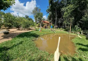 Foto 1 de Fazenda/Sítio com 2 Quartos à venda, 1595m² em Zona Rural, Divinópolis