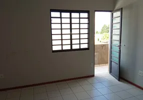 Foto 1 de Apartamento com 1 Quarto para alugar, 35m² em Boa Vista, Marília