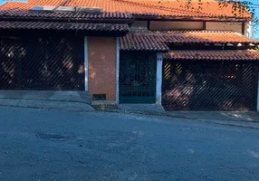 Foto 1 de Casa com 3 Quartos à venda, 400m² em São Francisco, Niterói