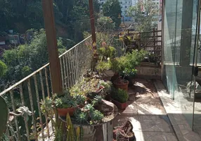 Foto 1 de Apartamento com 2 Quartos à venda, 80m² em Centro, Petrópolis