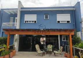 Foto 1 de Casa com 3 Quartos à venda, 432m² em Cristo Rei, São Leopoldo