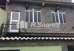 Foto 1 de Casa de Condomínio com 2 Quartos à venda, 120m² em Realengo, Rio de Janeiro
